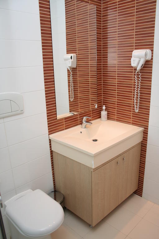 Top Rooms Aparthotel Бухарест Номер фото