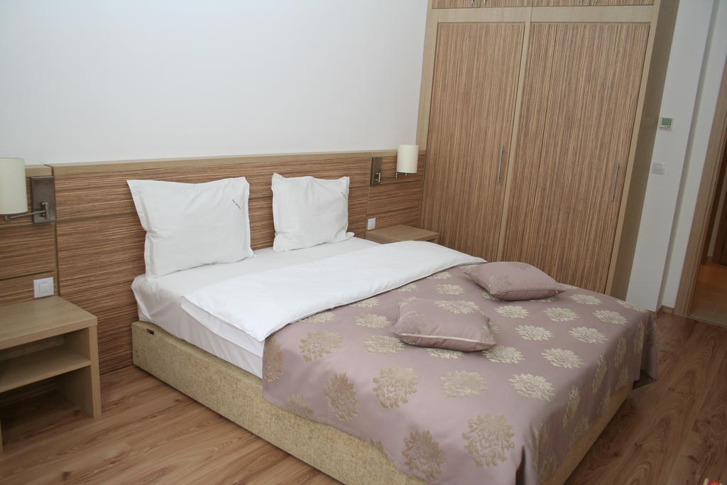 Top Rooms Aparthotel Бухарест Номер фото