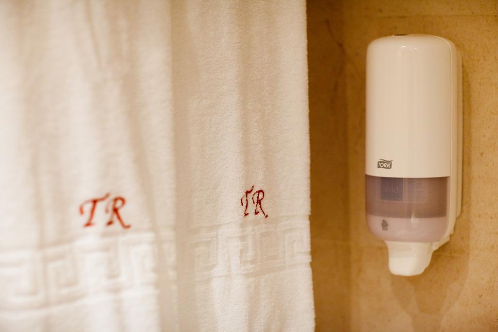 Top Rooms Aparthotel Бухарест Экстерьер фото